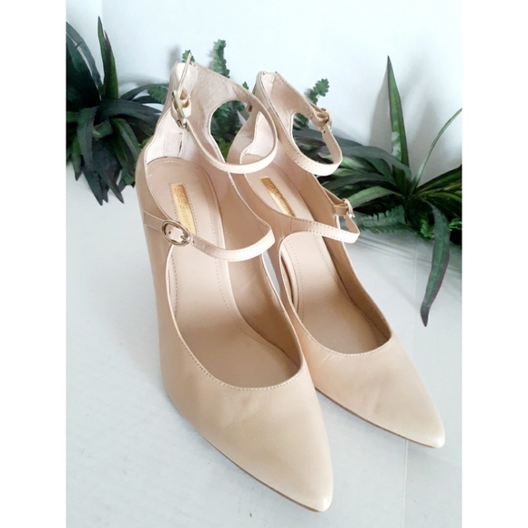 BCBGeneration 'Zaluca' Leather Ankle Strap Pump - Picture 11 of 16